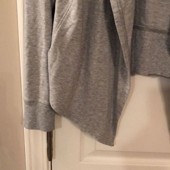 Adorable Calia Athletic Grey Hooded Cardigan Small Excellent Condition - Picture 3 of 6